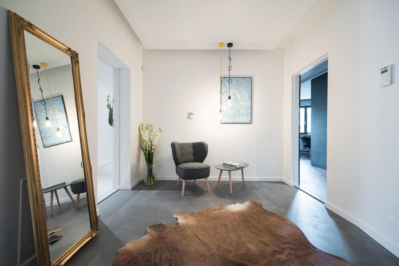 Premium Apartment For Old Town & Jewish Quarter - Balcony Plus Pool Onsite Краків Екстер'єр фото