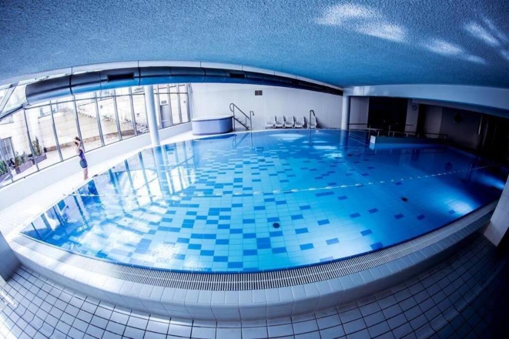 Premium Apartment For Old Town & Jewish Quarter - Balcony Plus Pool Onsite Краків Екстер'єр фото