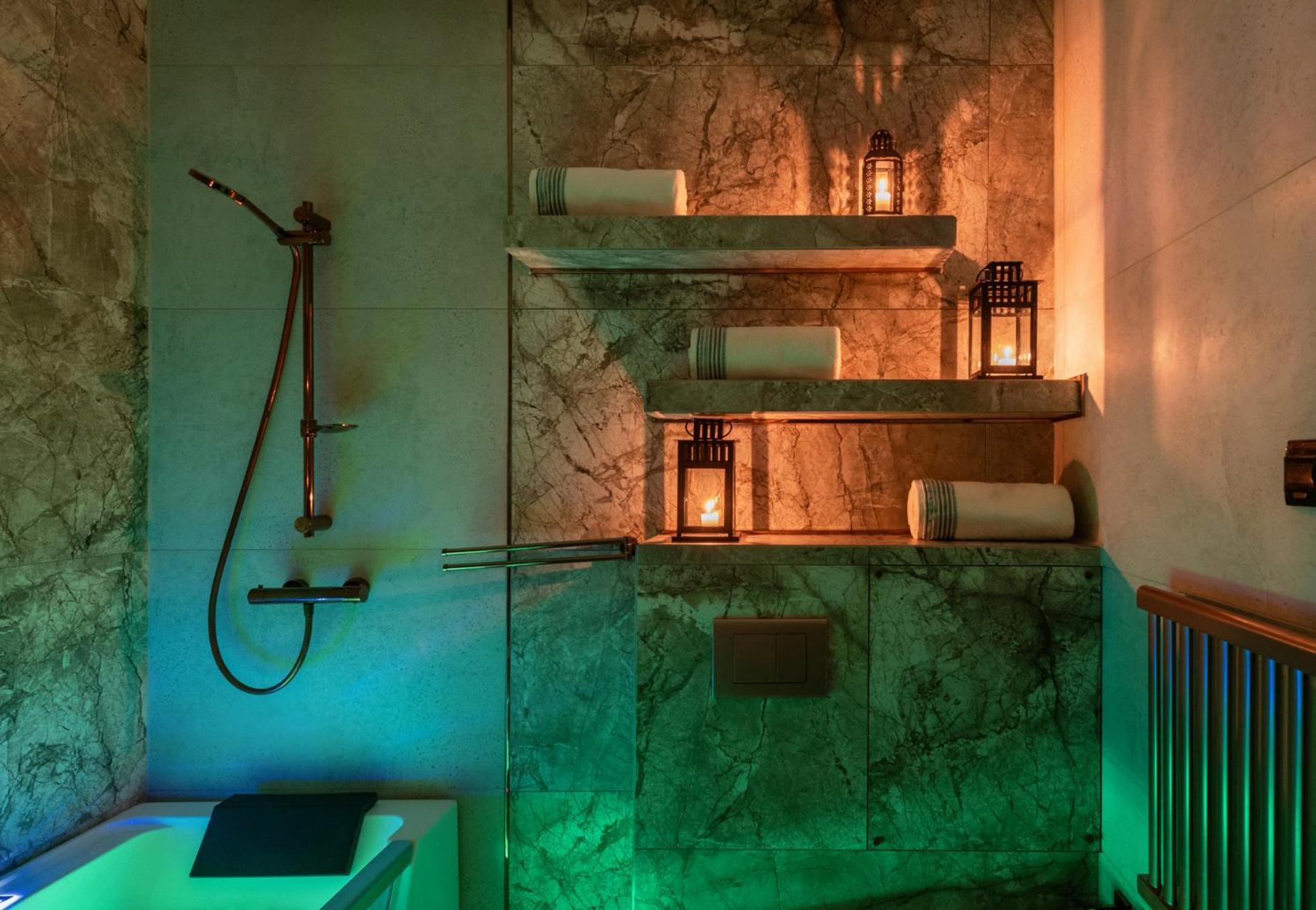 Premium Apartment For Old Town & Jewish Quarter - Balcony Plus Pool Onsite Краків Екстер'єр фото